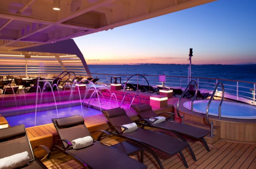 Seabourn Sojourn Aft Pool